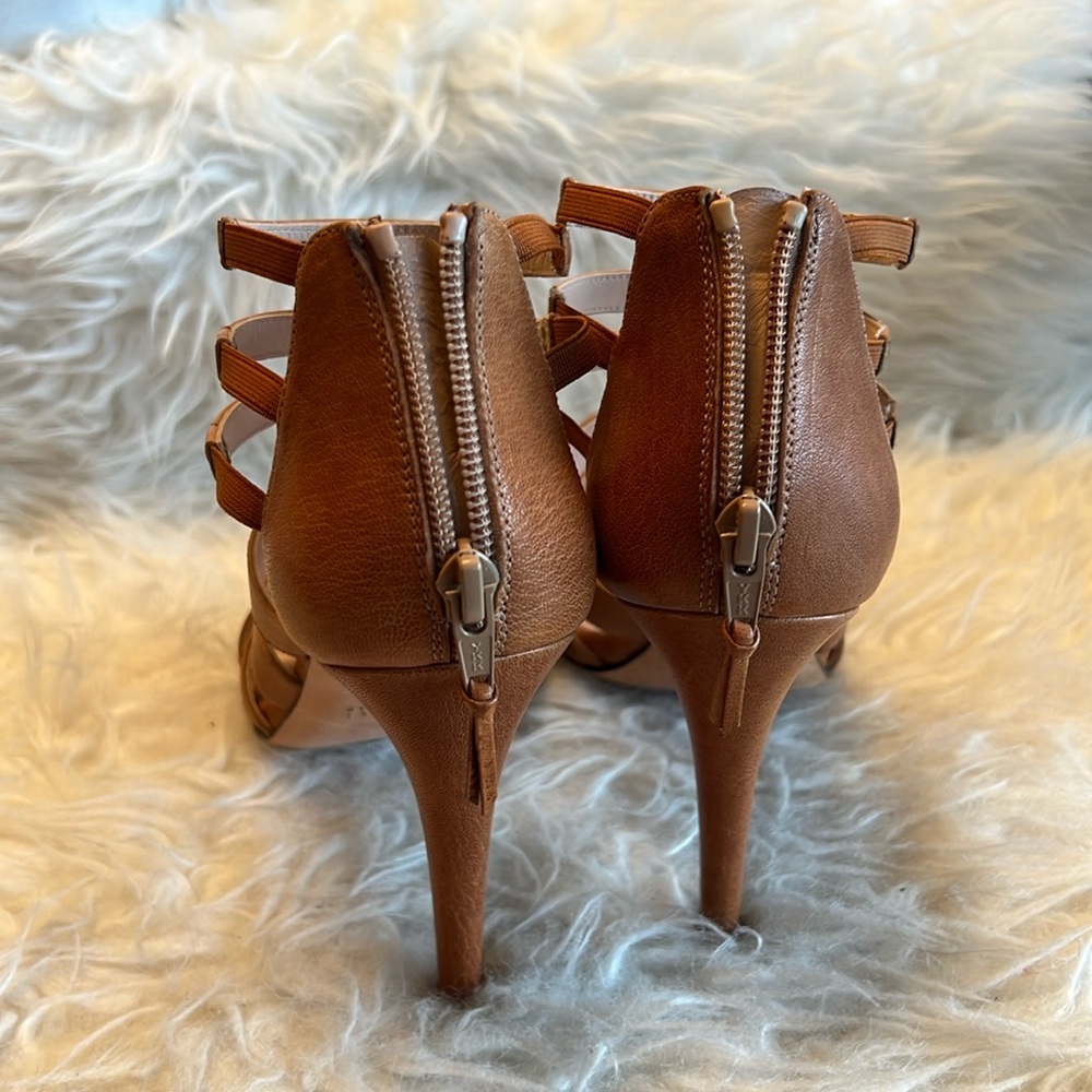 Stuart Weitzman Women’s Outing Strappy Cage Camel Nude/Brown Sandal Size 8.5 US - Picture 8 of 17